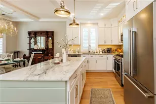 15 Castle St, East Greenwich, RI 02818 - Photo 11