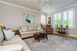 15 Castle St, East Greenwich, RI 02818 - Photo 17