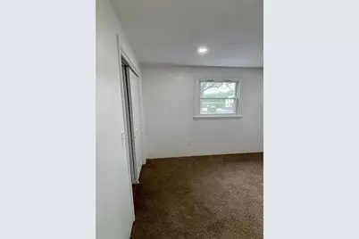 26 Fornelli Street, West Warwick, RI 02893 - Photo 9