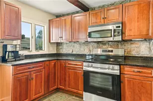 52 Wildwood Ave, East Providence, RI 02916 - Photo 9