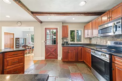 52 Wildwood Avenue, East Providence, RI 02916 - Photo 7