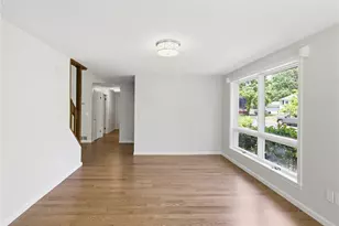 32 Briarwood Rd, Lincoln, RI 02865 - Photo 11
