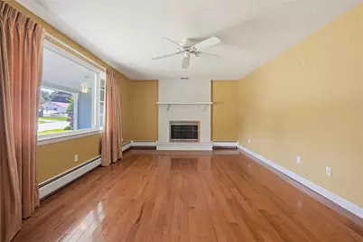 32 Brookfarm Road, North Providence, RI 02904 - Photo 5