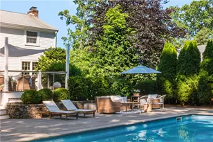 3 Oak Manor Dr, Barrington, RI 02806 - Photo 3