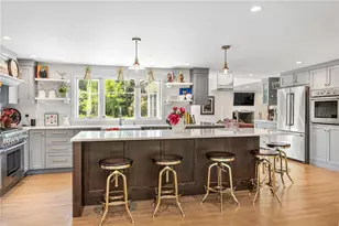 9 Stone Tower Ln, Barrington, RI 02806 - Photo 11