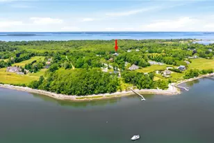 198 Poppasquash Rd, Bristol, RI 02809 - Photo 15
