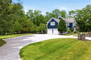 198 Poppasquash Rd, Bristol, RI 02809 - Photo 3