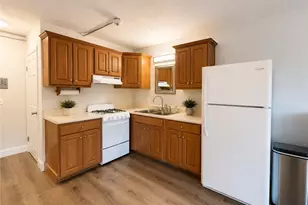 3940 Post Rd, Warwick, RI 02886 - Photo 5