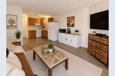 3940 Post Road #7, Warwick, RI 02886 - Photo 3