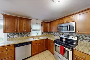27 Amherst Rd, Warwick, RI 02889 - Photo 7