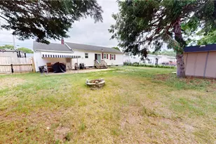27 Amherst Rd, Warwick, RI 02889 - Photo 15