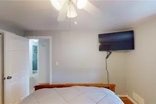 27 Amherst Rd, Warwick, RI 02889 - Photo 33