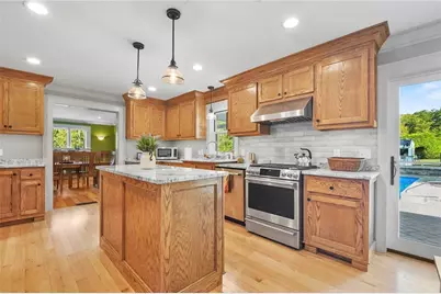170 Saxony Avenue, Tiverton, RI 02878 - Photo 3