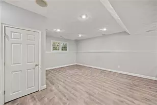 233 Old Oxford Rd, North Smithfield, RI 02896 - Photo 27
