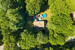 233 Old Oxford Rd, North Smithfield, RI 02896 - Photo 5