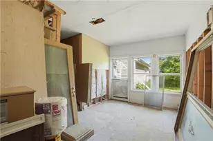 10 Hobart St, Westerly, RI 02891 - Photo 21