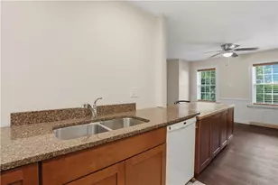 10 Hobart St, Westerly, RI 02891 - Photo 15