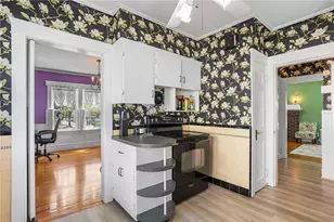 53 Cathedral Ave, Providence, RI 02908 - Photo 9