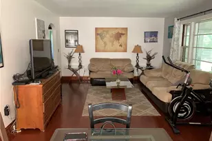 28 Old Reservoir Rd, Cumberland, RI 02884 - Photo 5