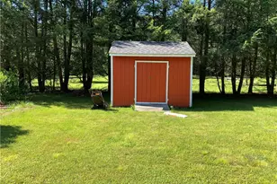 28 Old Reservoir Rd, Cumberland, RI 02884 - Photo 27