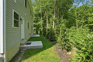 72 Wilbur Rd, Lincoln, RI 02865 - Photo 35
