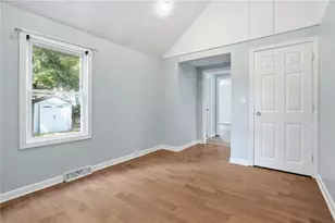 38 Franklin St, East Providence, RI 02915 - Photo 31