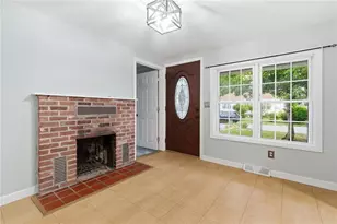 38 Franklin St, East Providence, RI 02915 - Photo 7