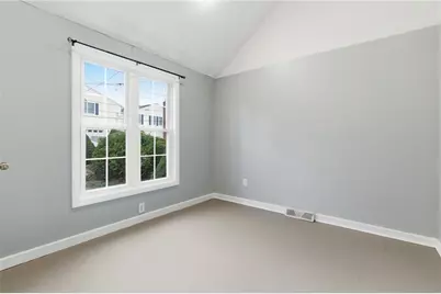 38 Franklin Street, East Providence, RI 02915 - Photo 21
