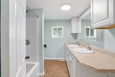 38 Franklin Street, East Providence, RI 02915 - Photo 27