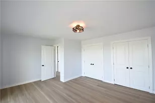 32 J H Dwyer Dr, Middletown, RI 02842 - Photo 17