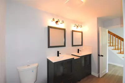 32 J H Dwyer Drive, Middletown, RI 02842 - Photo 21