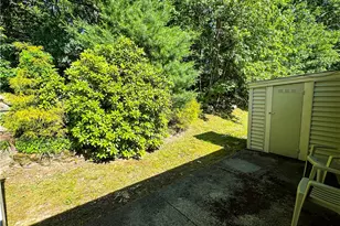 565 Smithfield Rd, North Providence, RI 02904 - Photo 15