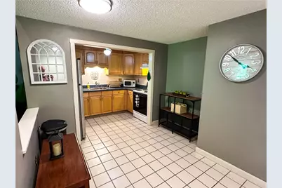 565 Smithfield Road #C6, North Providence, RI 02904 - Photo 3