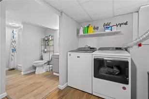 33 Belmont Ave, East Providence, RI 02914 - Photo 27