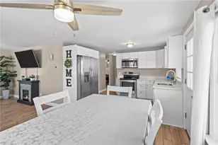 33 Belmont Ave, East Providence, RI 02914 - Photo 7