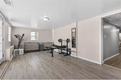 33 Belmont Avenue, East Providence, RI 02914 - Photo 31
