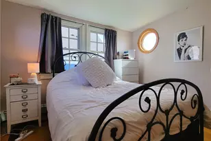 92 Pelham St, Newport, RI 02840 - Photo 11