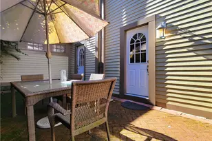 92 Pelham St, Newport, RI 02840 - Photo 31