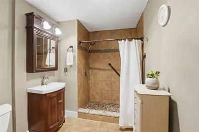 180 Allen Street #101, Woonsocket, RI 02895 - Photo 17