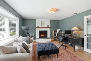 3 Cheshire Dr, Barrington, RI 02806 - Photo 5