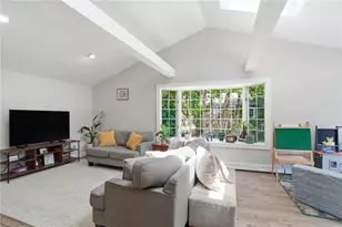 3 Cheshire Dr, Barrington, RI 02806 - Photo 15