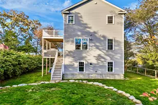 608 Wordens Pond Rd, South Kingstown, RI 02879 - Photo 25