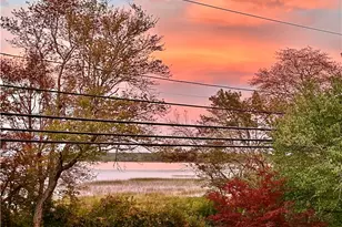608 Wordens Pond Rd, South Kingstown, RI 02879 - Photo 37