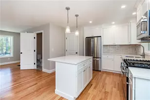 81 Cadora Ave, Warwick, RI 02818 - Photo 15