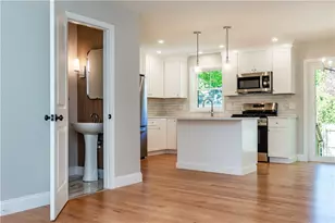 81 Cadora Ave, Warwick, RI 02818 - Photo 9