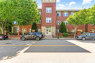 341 Thames St, Bristol, RI 02809 - Photo 5