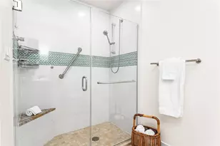 341 Thames St, Bristol, RI 02809 - Photo 25