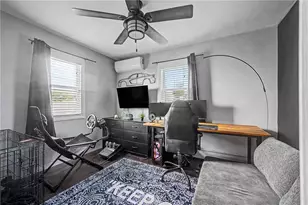 15 Beechwood Ave, Pawtucket, RI 02860 - Photo 9