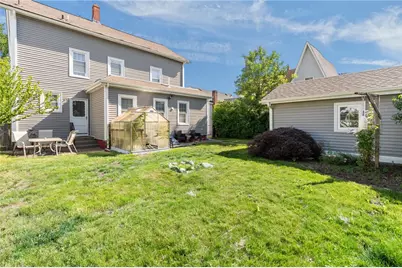 107 Spring Street, Pawtucket, RI 02860 - Photo 41