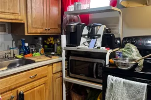 194 Pavilion Ave, Providence, RI 02905 - Photo 13